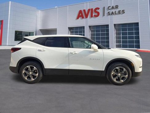 Used 2025 Chevrolet Blazer LT FWD image 5
