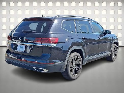 Used 2023 Volkswagen Atlas SE AWD/4WD image 7