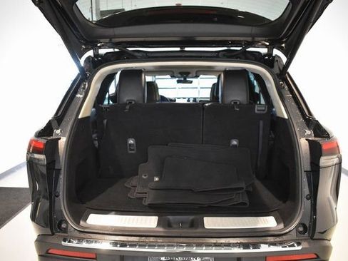 Used 2023 INFINITI QX60 Luxe w/ Performance Audio Package image 38