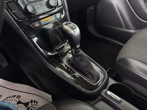 Used 2018 Buick Encore Preferred FWD image 10