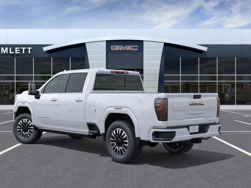 New 2026 GMC Sierra 2500 Denali Ultimate image 3