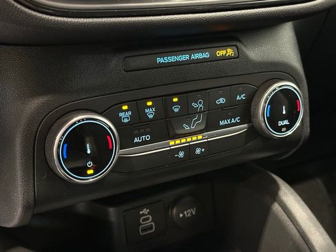 Used 2025 Ford Escape ST-Line image 22