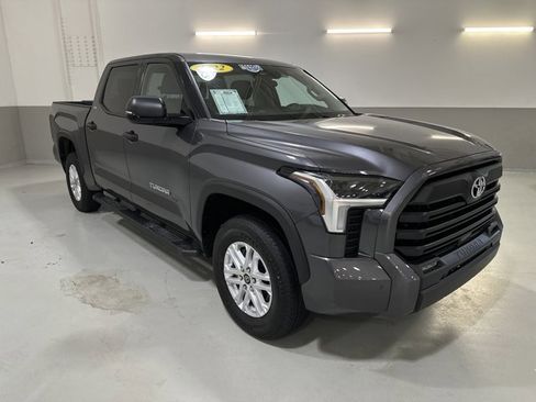 Used 2022 Toyota Tundra SR5 image 4