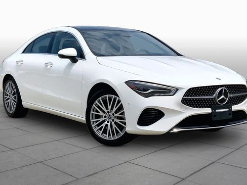 Used 2025 Mercedes-Benz CLA 250 image 3