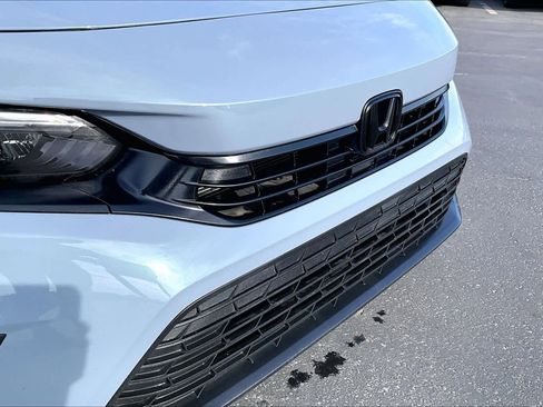 Used 2024 Honda Civic Sport image 29