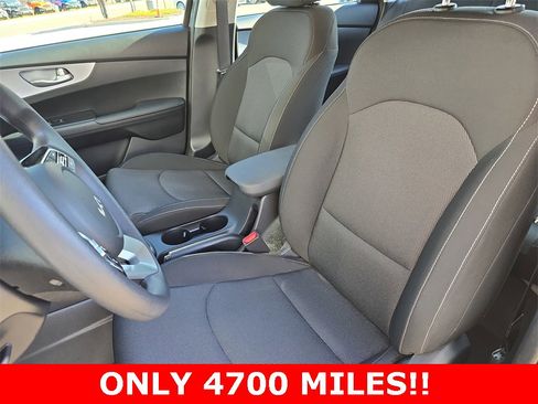 Used 2024 Kia Forte LXS w/ LXS Technology Package image 15