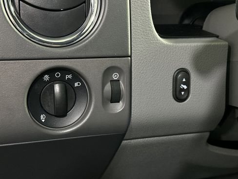 Used 2008 Ford F150 XLT image 17