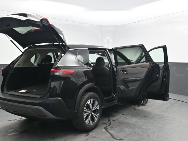 Used 2021 Nissan Rogue SV AWD/4WD image 47