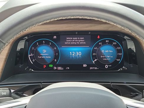 Used 2025 Volkswagen Atlas SE FWD image 28