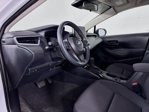 Certified 2024 Toyota Corolla LE FWD image 9