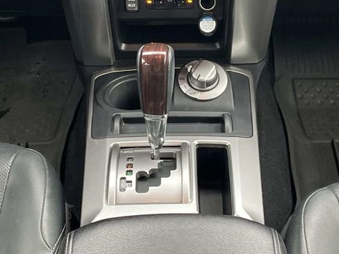 Used 2017 Toyota 4Runner Limited AWD/4WD image 17