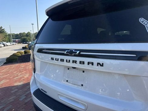 Used 2024 Chevrolet Suburban RST w/ Luxury Package AWD/4WD image 13