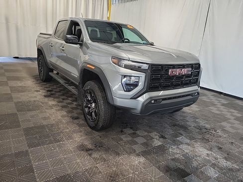 Used 2024 GMC Canyon Elevation image 5