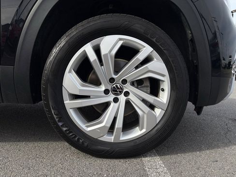 Used 2023 Volkswagen Atlas SE image 34