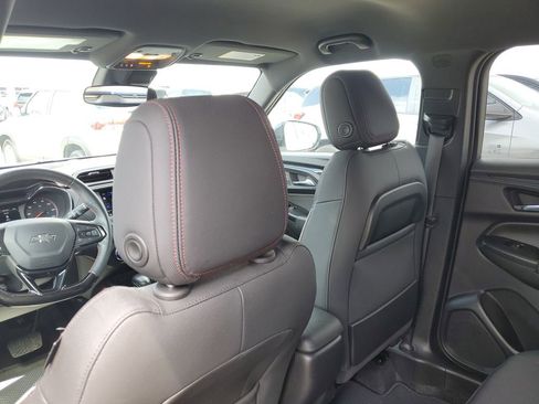 Certified 2023 Chevrolet TrailBlazer RS AWD/4WD image 27