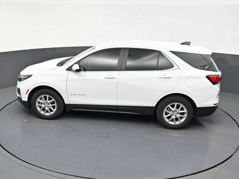 Used 2023 Chevrolet Equinox LT FWD image 13