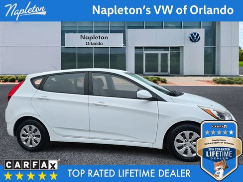 Used 2017 Hyundai Accent SE image 3