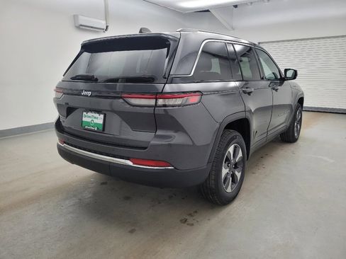 Used 2022 Jeep Grand Cherokee Limited 4xe image 9