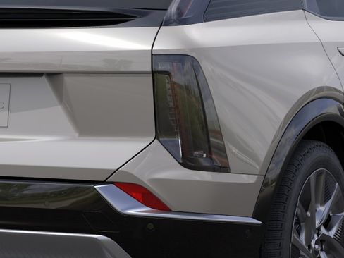 New 2027 Cadillac Optiq Luxury RWD image 11