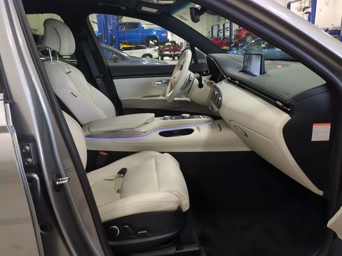 Certified 2025 Genesis Electrified GV70 w/ Prestige Package AWD/4WD image 16