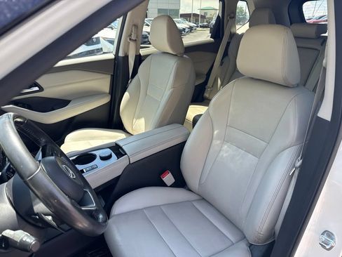 Used 2023 Nissan Rogue SL w/ SL Premium Package AWD/4WD image 10