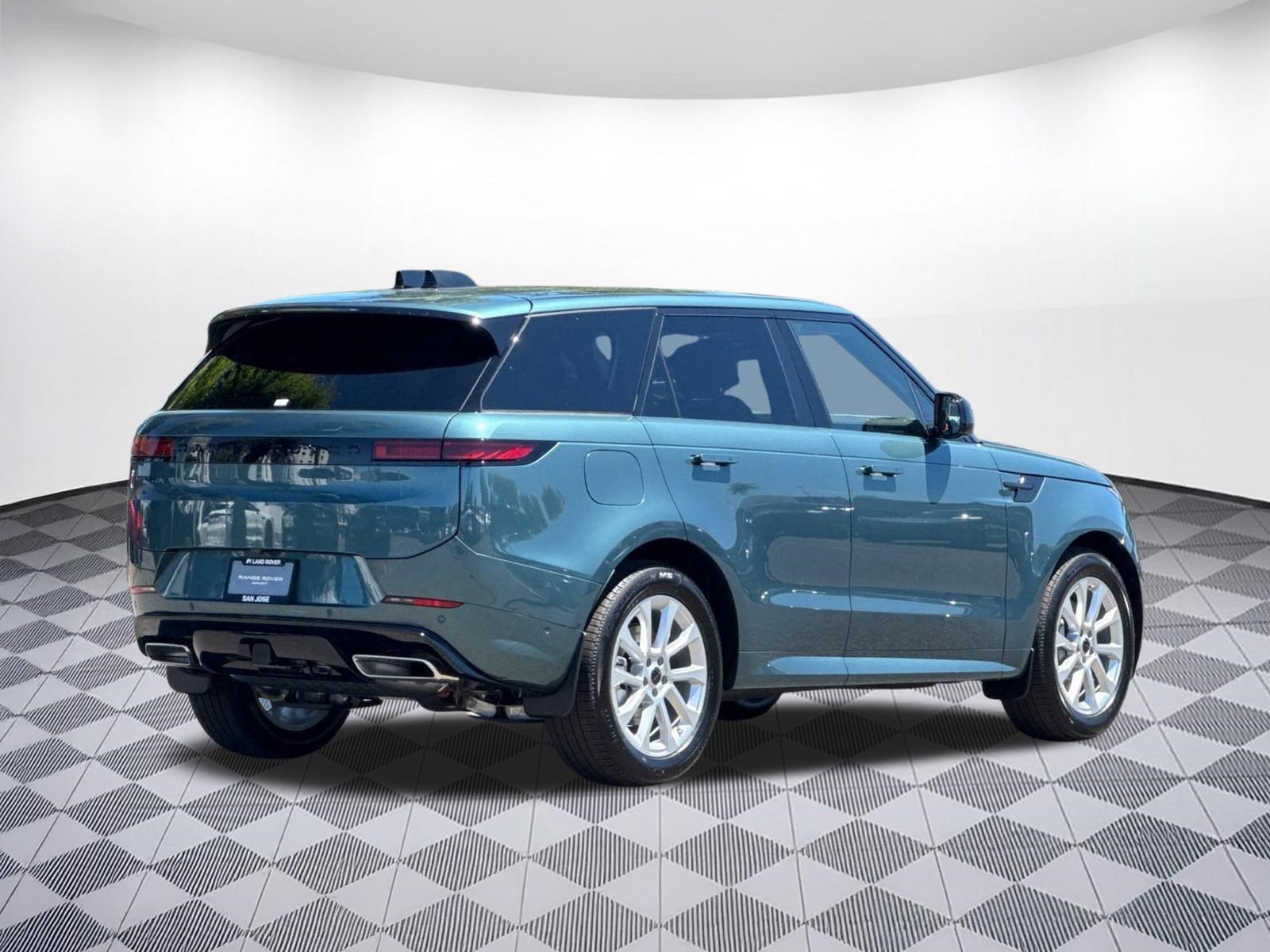 New 2026 Land Rover Range Rover Sport Dynamic SE AWD/4WD image 8