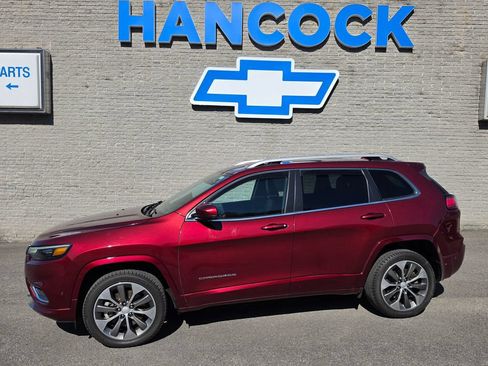 Used 2019 Jeep Cherokee Overland w/ Technology Group AWD/4WD image 6