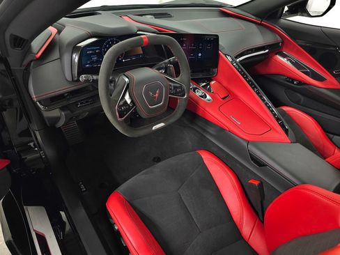 Used 2025 Chevrolet Corvette Z06 w/ Stealth Interior Trim Package RWD image 22