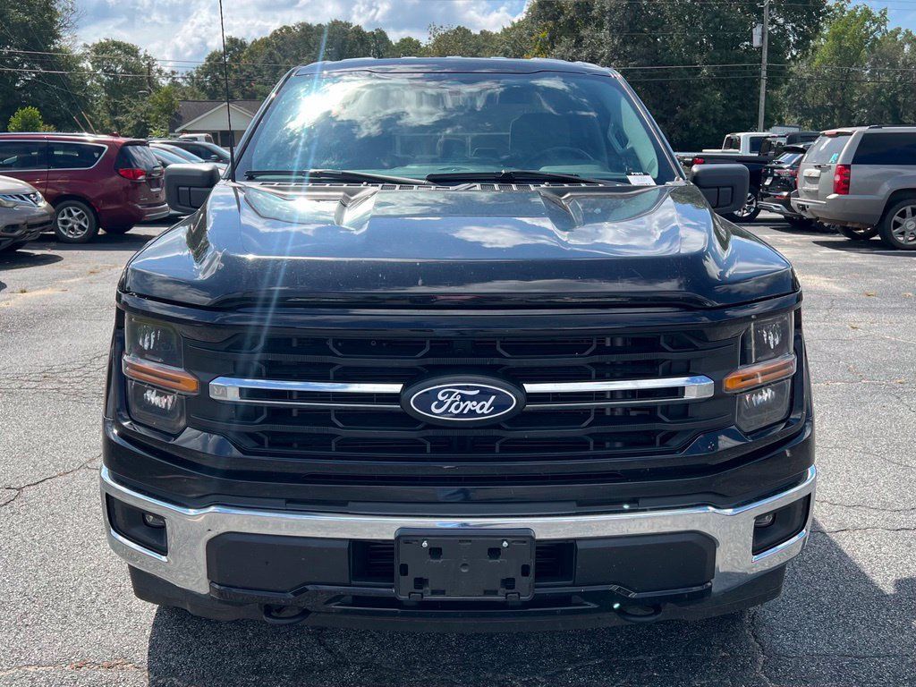 Used 2025 Ford F150 XLT w/ Equipment Group 301A Standard AWD/4WD image 4