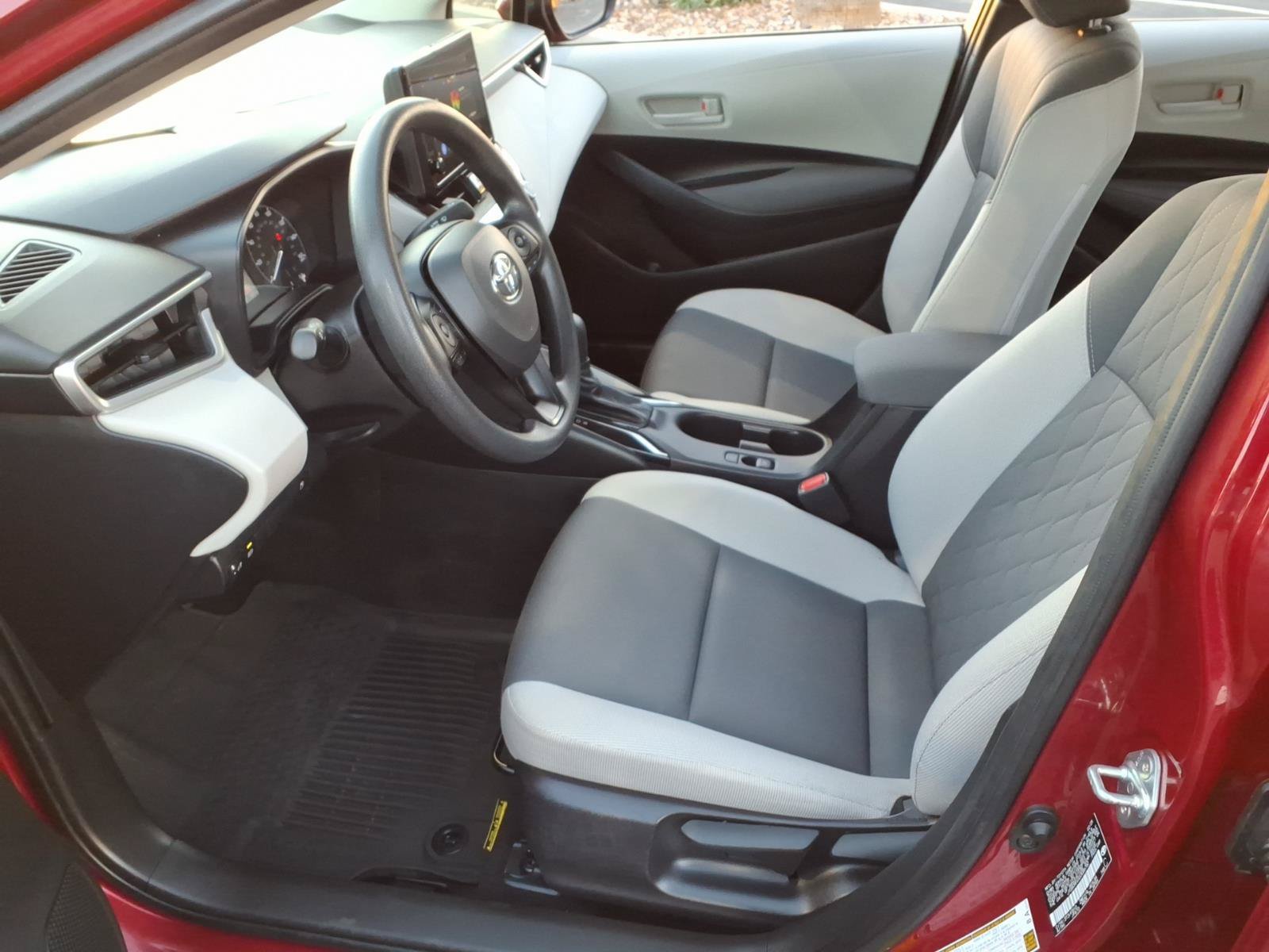 Certified 2025 Toyota Corolla LE FWD image 15
