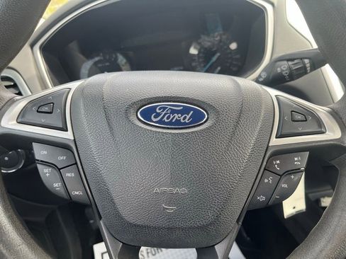 Used 2015 Ford Fusion SE FWD image 20
