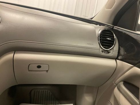 Used 2017 Buick Enclave Premium w/ Experience Buick Package AWD/4WD image 28