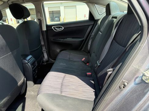 Used 2019 Nissan Sentra SV FWD image 21