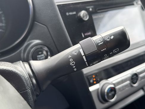 Used 2015 Subaru Outback 2.5i Limited image 17