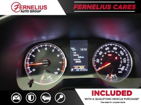 Used 2022 Toyota RAV4 XLE image 28