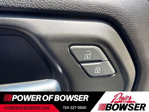 Certified 2022 Chevrolet Silverado 1500 Custom AWD/4WD image 14