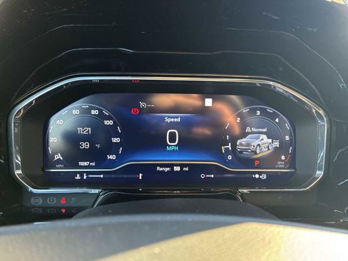 Used 2023 Chevrolet Silverado 1500 High Country image 17