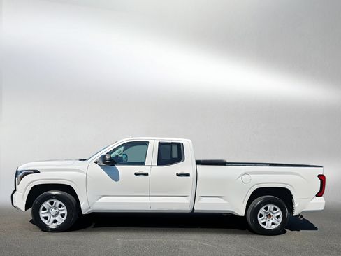 Used 2022 Toyota Tundra SR w/ SR Tow Package AWD/4WD image 2