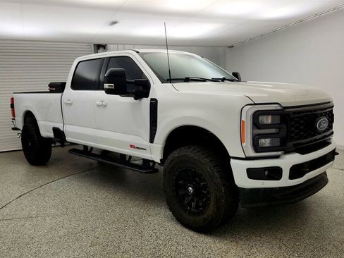 Used 2024 Ford F350 Lariat w/ Lariat Ultimate Package AWD/4WD image 2