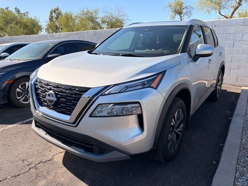 Used 2023 Nissan Rogue SV w/ SV Premium B Package FWD image 1