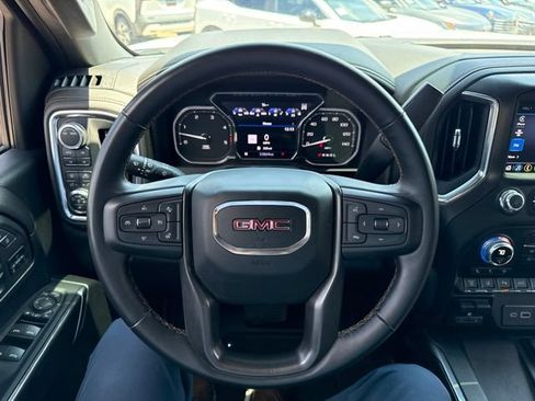 Used 2023 GMC Sierra 2500 AT4 w/ AT4 Premium Plus Package AWD/4WD image 29