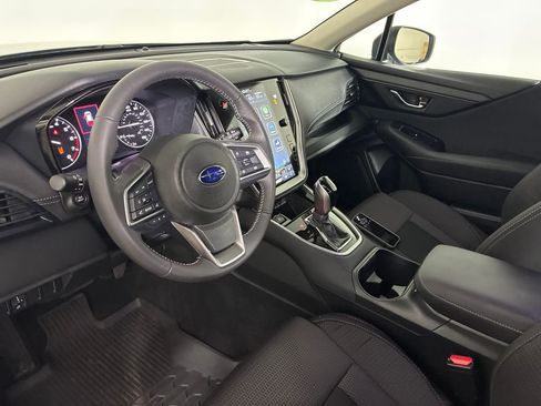 Used 2025 Subaru Outback Premium AWD/4WD image 20