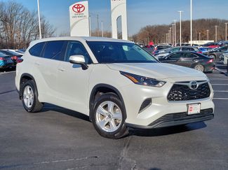 Certified 2023 Toyota Highlander L video 2