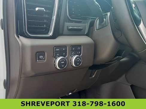 Certified 2024 GMC Sierra 2500 Denali w/ Denali Reserve Package AWD/4WD image 18