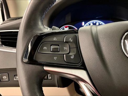 Used 2023 Buick Enclave Avenir w/ Avenir Technology Package FWD image 27