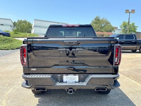 Used 2024 GMC Sierra 1500 AT4 w/ Technology Package AWD/4WD image 26