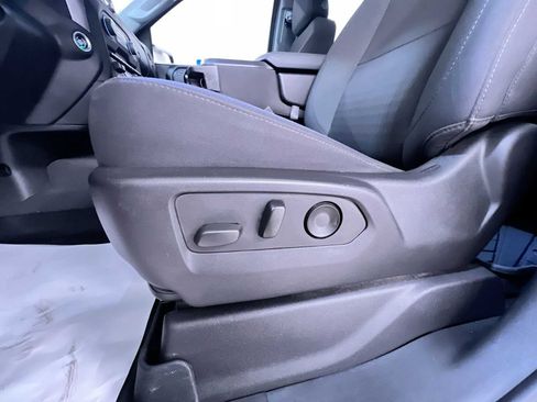 Used 2023 Chevrolet Silverado 1500 Custom w/ LPO, Dark Essentials Package AWD/4WD image 13