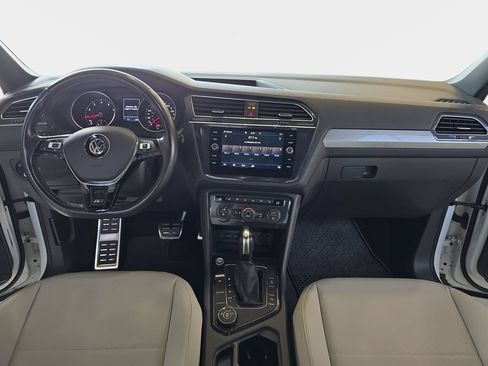 Used 2020 Volkswagen Tiguan SE R-Line AWD/4WD image 10