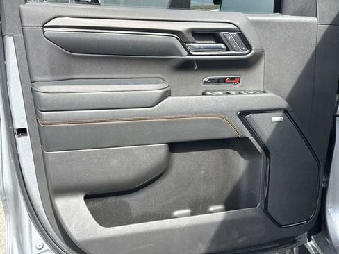 Used 2023 GMC Sierra 1500 AT4 w/ Technology Package AWD/4WD image 22