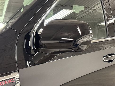 New 2026 GMC Yukon Elevation RWD image 13